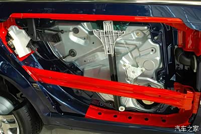 看看金牛座的车门防撞梁怎么样