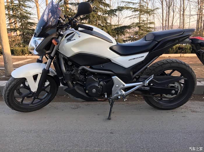 本田家族新秀nc700s