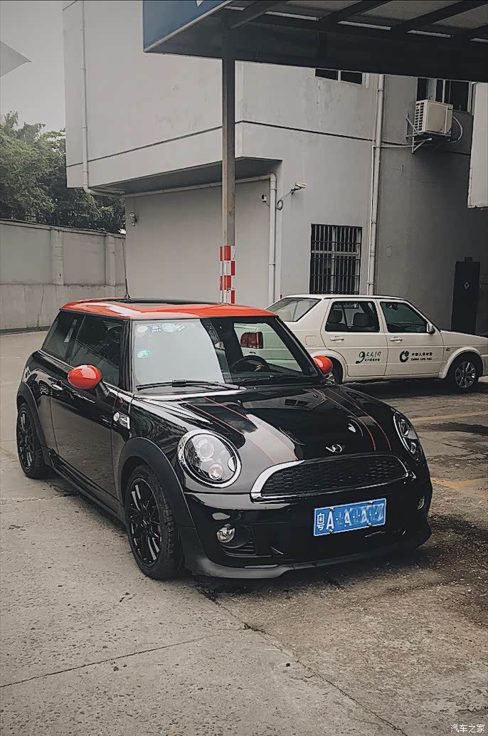 又折腾``````````购入r56 jcw 真爱 !