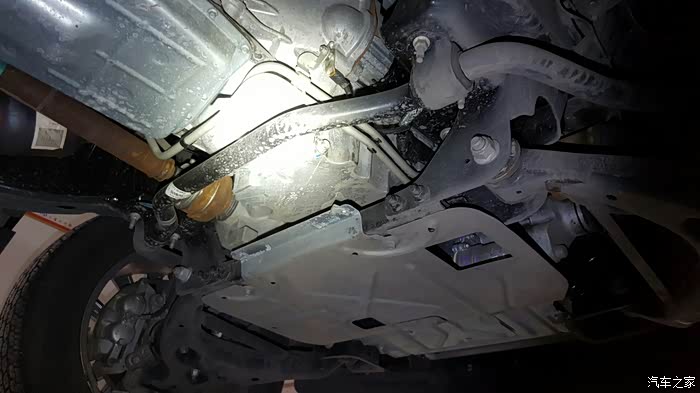 求助16款f150发动机号位置