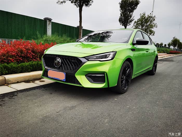 分享我的名爵6赛道绿一辆原厂改装车