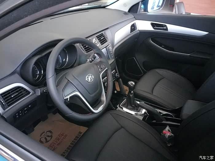 2 | 回复: 0 绅宝x55论坛 中秋佳节,提车北汽绅宝x55 内饰软糖塑的,没