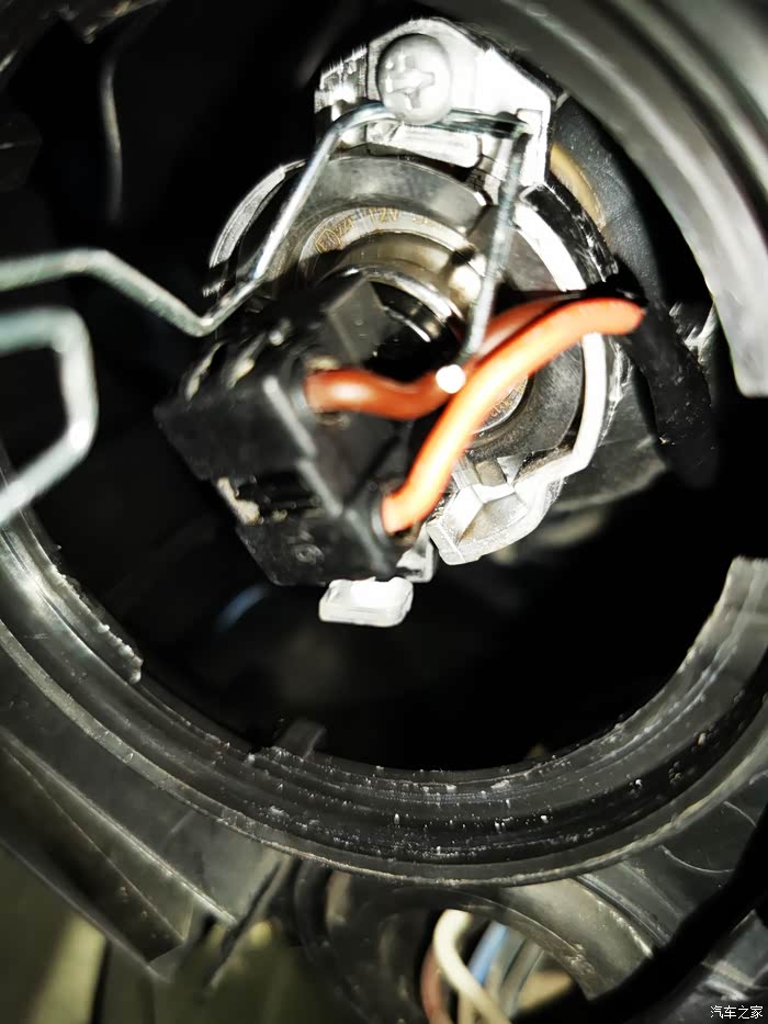 【图】超详细分享-cs75更换近光灯灯泡_长安cs75论坛_汽车之家论坛