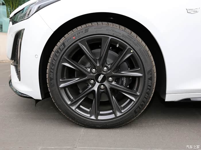【图】出出ct5铂金轮毂19寸带米其林防爆_凯迪拉克ct5论坛_汽车之家