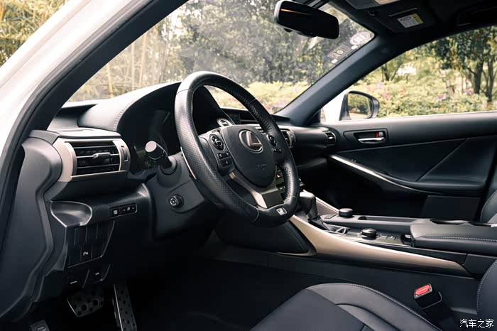 锐志换13款is250f 使用感受