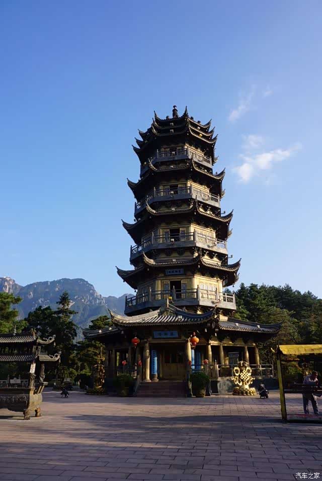 荣威rx5自驾游出行了解回香阁历史