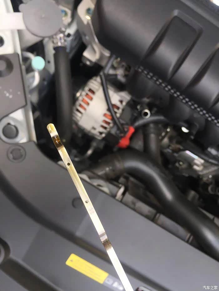 我的2016款新轩逸凉车看机油尺刻度看是不是烧机油后续