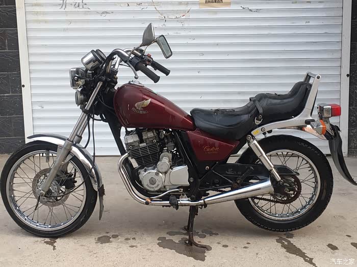 晒晒俺的最新收藏——1984年的本田cbx125