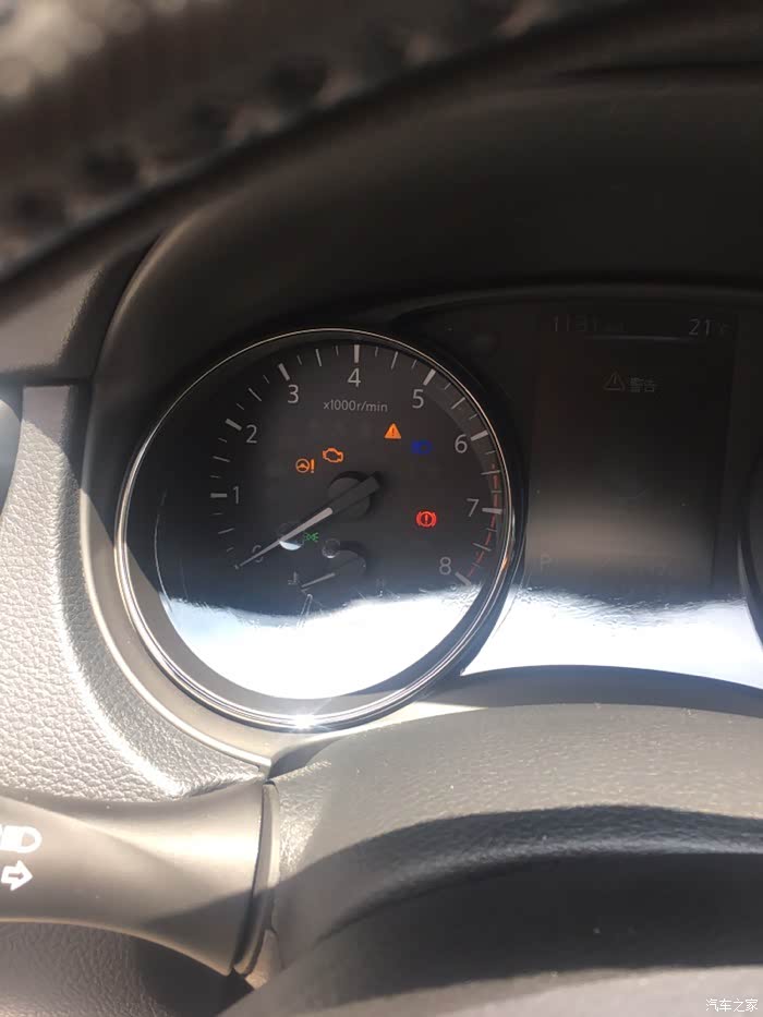 开近光灯仪表盘上显示灯不亮