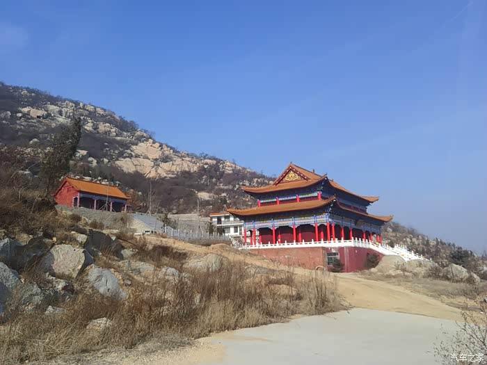 和风日丽邹城鸿山揽胜