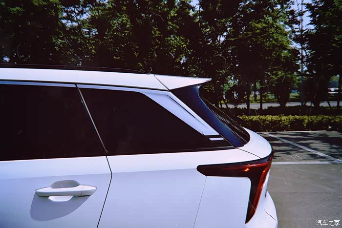 朱亚文我的奔腾座驾代言人戏中百变戏外宠妻谁能不爱