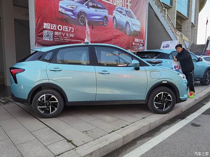 五一车展看车之哪吒电动车