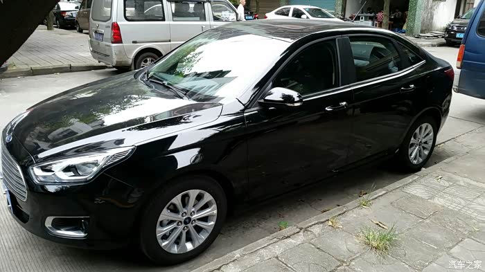 【图】我想问下福睿思车主们这车有黑色的没_福睿斯论坛_汽车之家论坛