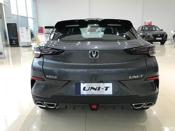 【长安uni-t】运动型之星际灰