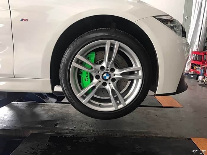 【图】老司机些来推荐一套3系的刹车卡钳_宝马3系论坛_汽车之家论坛