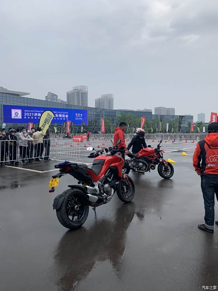 【图】2021济南国际摩托车博览会!白长直!_摩托车论坛_汽车之家论坛