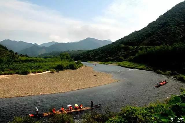 涇縣月亮灣月亮灣風景區位於離涇縣縣城18公里處的蔡村鎮大康村,是國