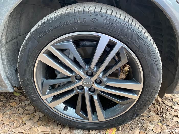 出原厂自用q5l20寸轮毂马牌轮胎已售