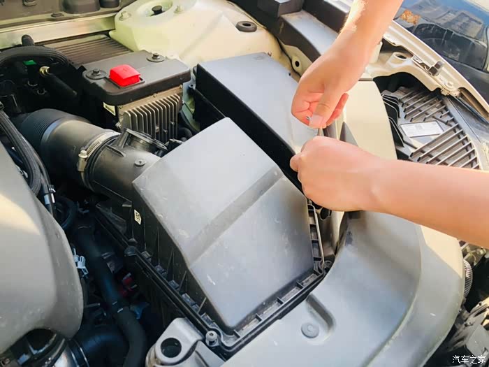 21款沃尔沃xc60自己更换空滤和空调滤芯