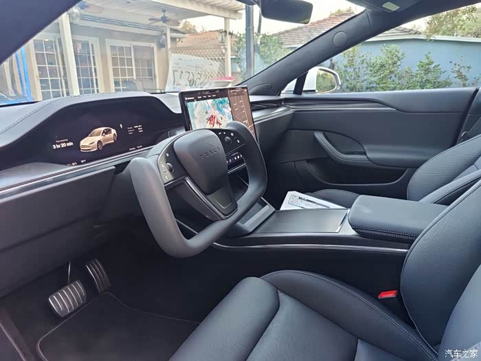 提车特斯拉modelsplaid