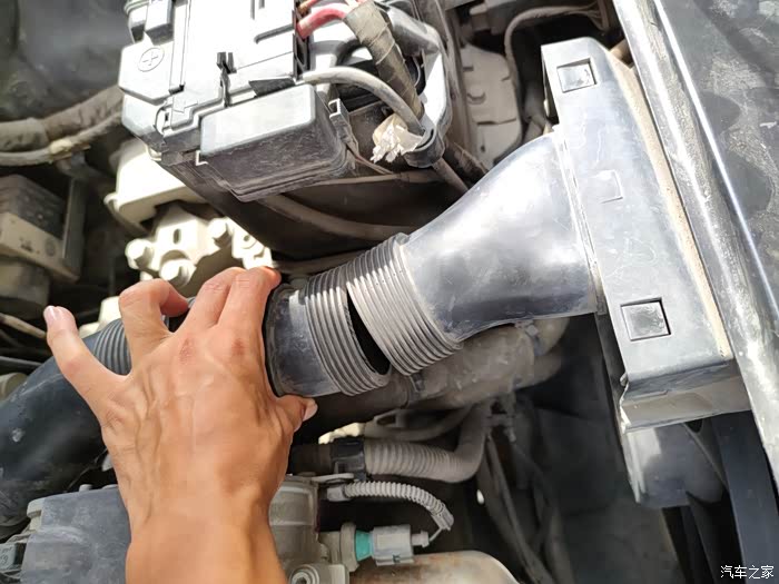 【图】老朗逸进气管怎么拆_朗逸论坛_汽车之家论坛