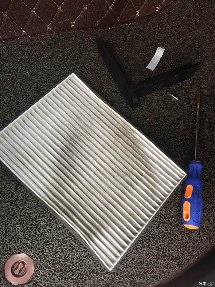 求救2017款景逸x5的空调滤芯在哪里