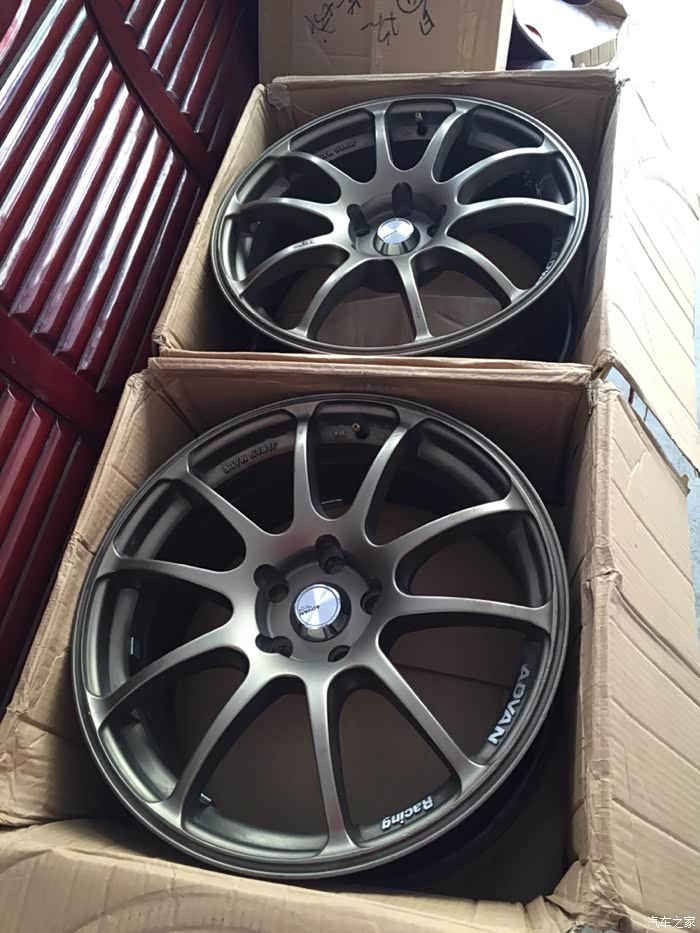 advan横滨轮毂18寸台产