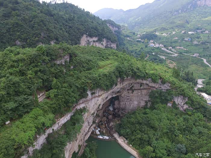 避暑圣地贵州桐梓小西湖航拍