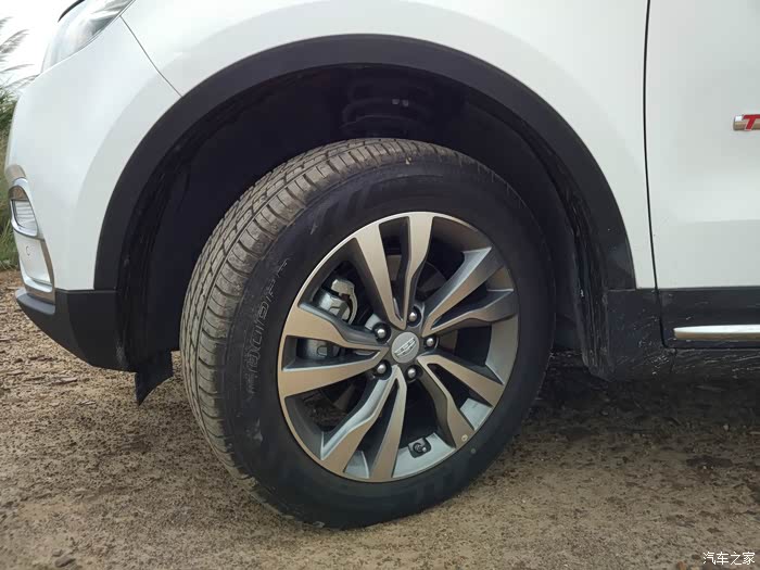 吉利博越——国产紧凑suv小标杆(7000公里)使用有感