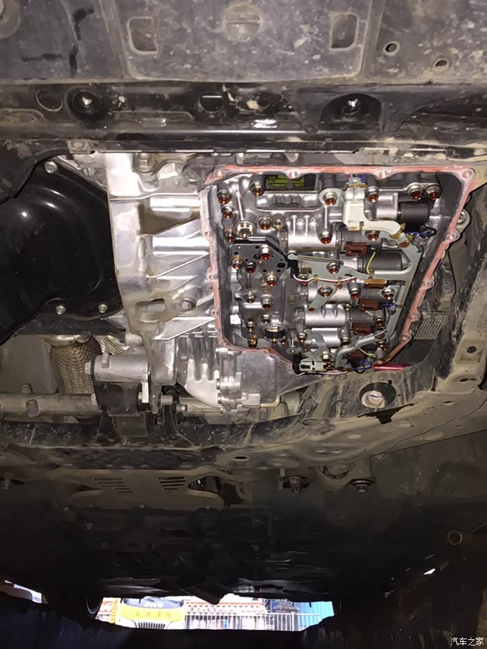 【图】昂克赛拉 更换变速箱油作业_马自达3 axela昂克赛拉论坛_汽车之