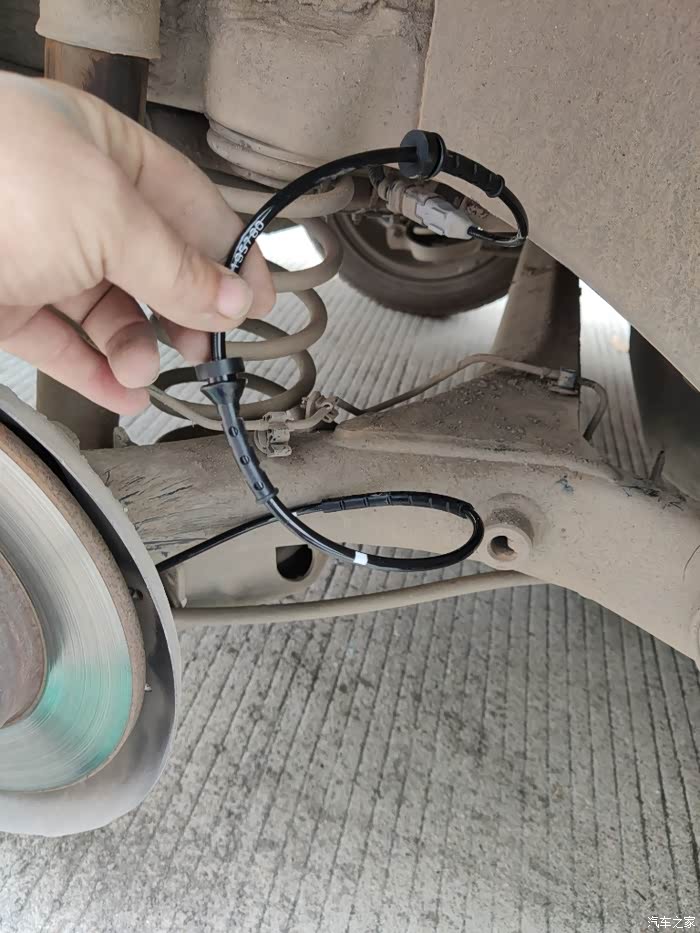 自己动手更换轮速传感器