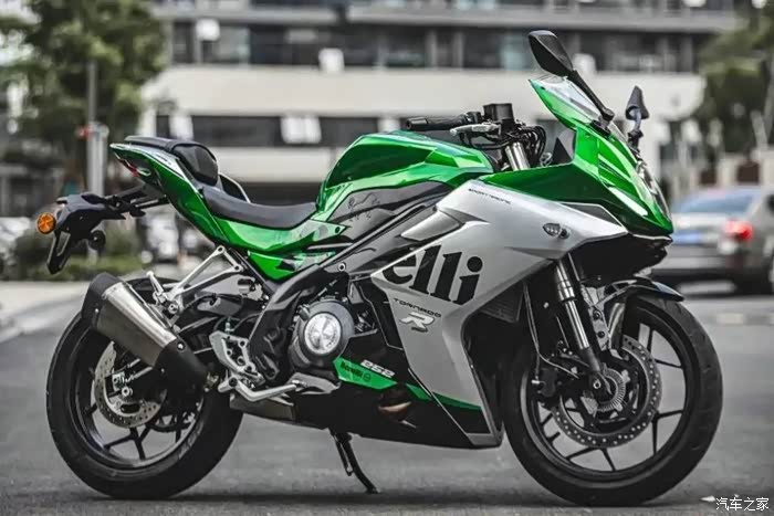 贝纳利tornado252r正式发布售价25800元飓风252