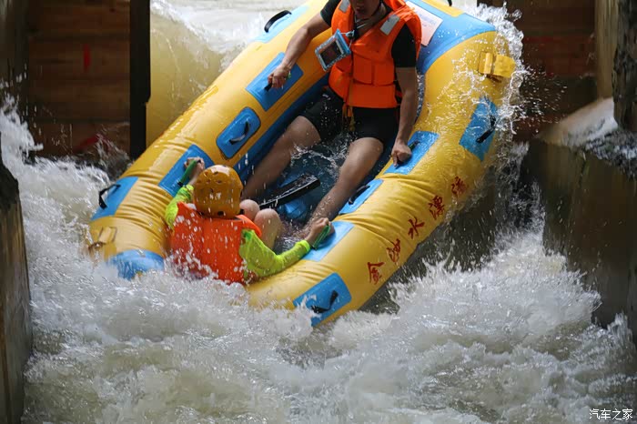 【活动报道】【广西壹家人车友会373】防城港金沙水漂流记
