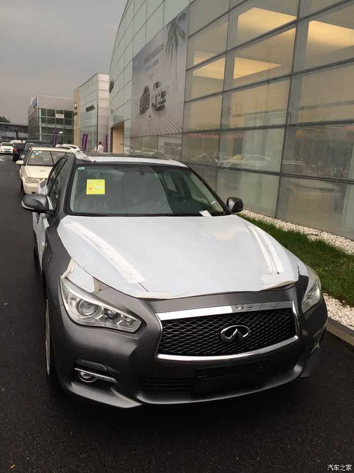 求铂金灰实车图片.