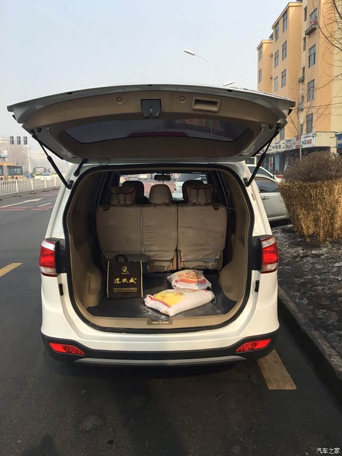 后面空间咋样,可以铺个小床,孩子睡觉吗_宝骏730论坛_汽车之家论坛