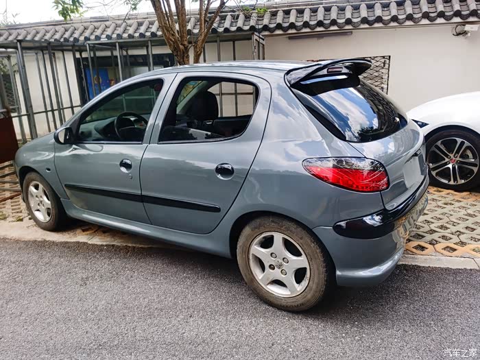 【图】交个作业:206翻新改色水泥灰_标致206论坛_汽车之家论坛