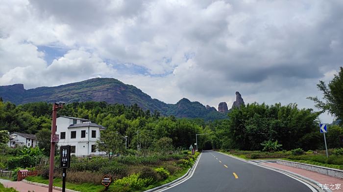 粵北韶關自駕三日遊丹霞山閱丹公路雙峰寨始興客家大圍