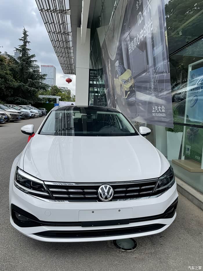 21款新凌渡实车来了我也是特别想提走一台呀