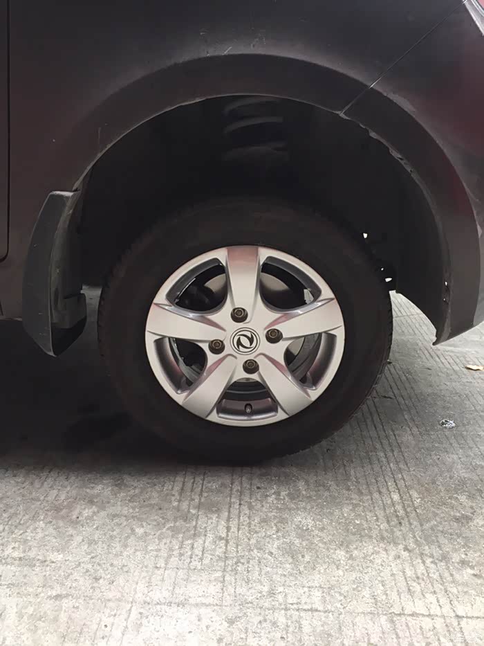 【图】换铝合金轮毂_东风风光330论坛_汽车之家论坛