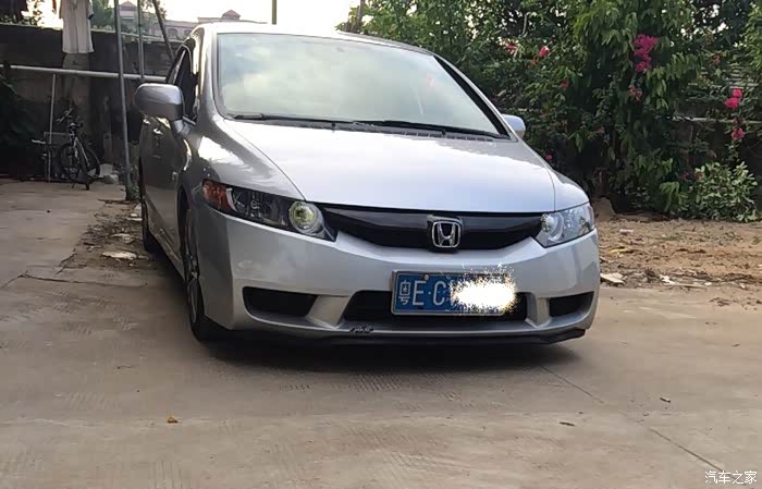 八代思域银色也能很帅