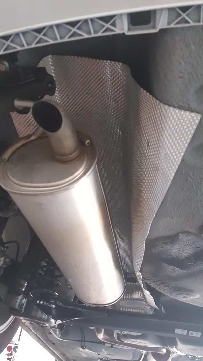 新宝来隔热瓦安装完毕