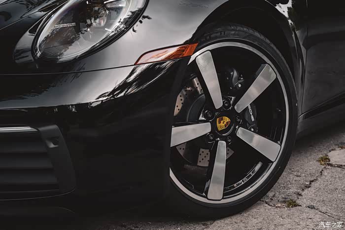 风格永存 美国 992 targa 4 黑武士提车改装_保时捷911论坛_汽车之家