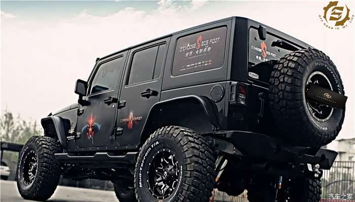 深圳斯巴达越野汽车俱乐部黑域战灵牧马人4寸长臂改装案例