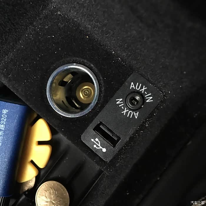 usb插不来吗?手扶箱只有aux插口._宝马5系论坛_汽车之家论坛