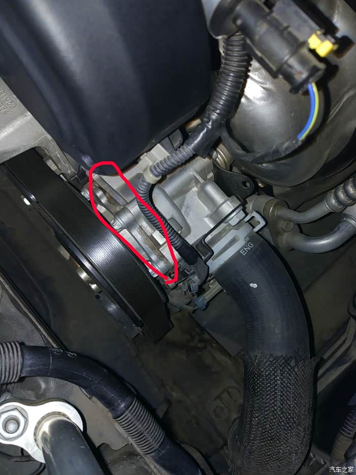 【图】老科换防冻液的放水螺丝在什么位置_科鲁兹论坛_汽车之家论坛