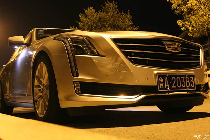 小熊试驾第四期c级车的价格d级车的享受试驾凯迪拉克ct6