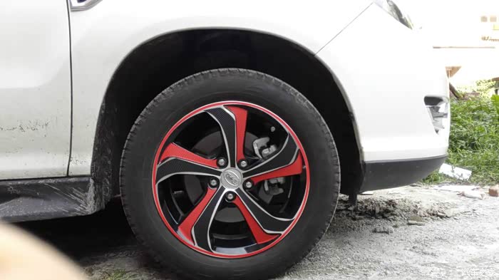 发几张风火轮的轮毂装饰图给大家看看