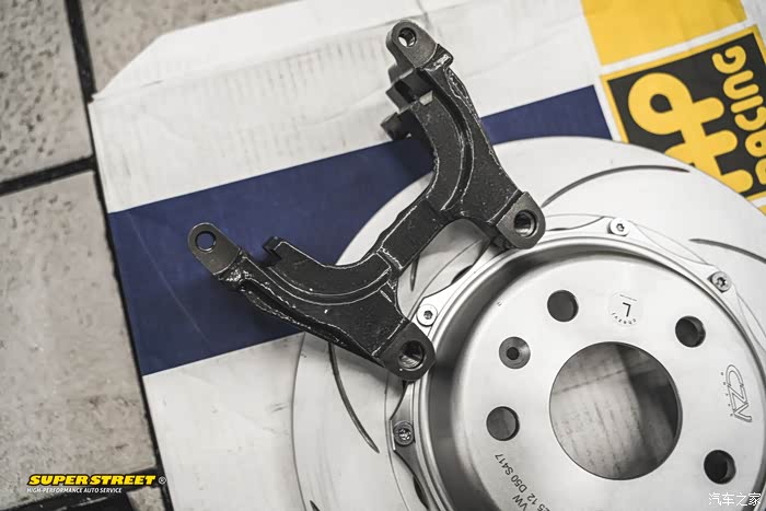 superstreet改装日记大众迈腾改装czv后加大刹车划线盘