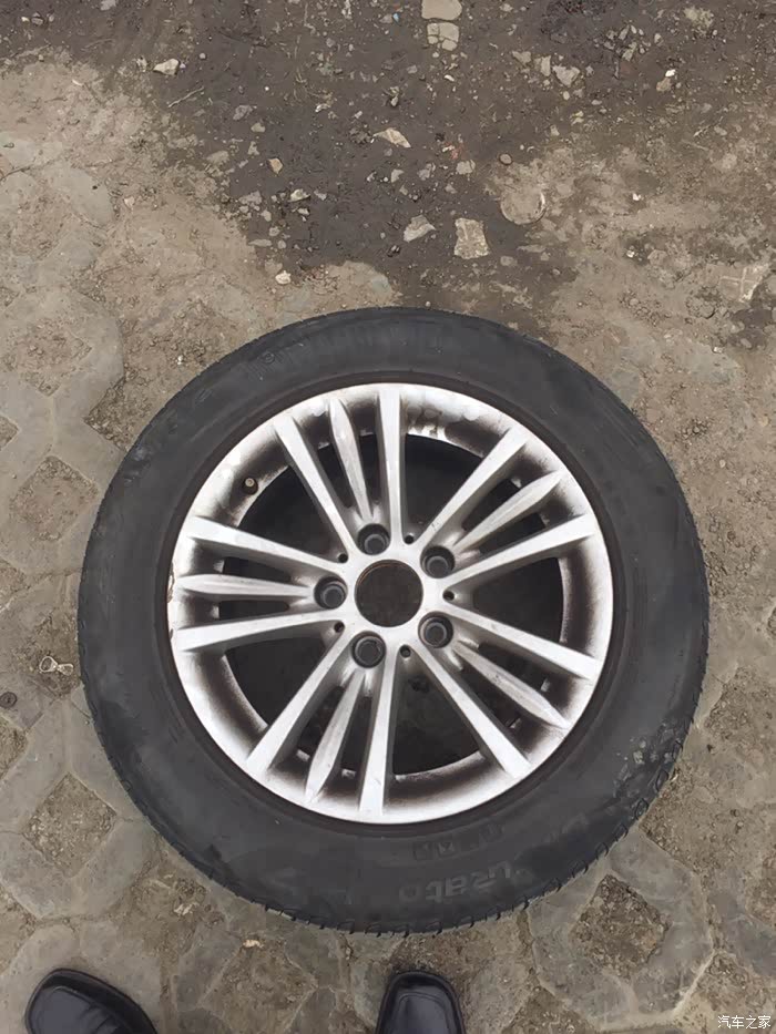 出22555r16轮毂带胎一套