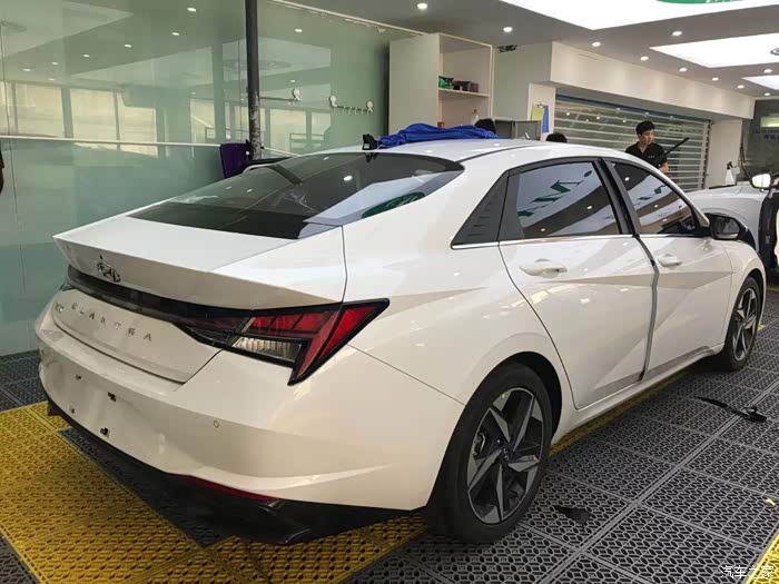 我的白战骑士第七代伊兰特